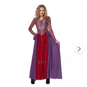 Disney Hocus Pocus - Sarah Sanderson